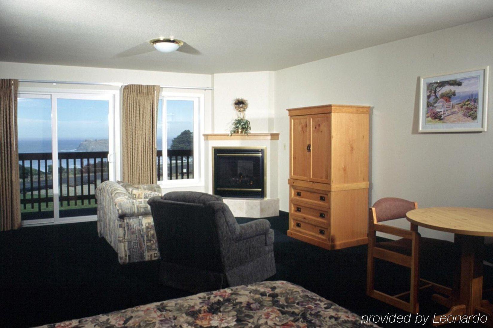 בנדון Sunset Oceanfront Lodging מראה חיצוני תמונה