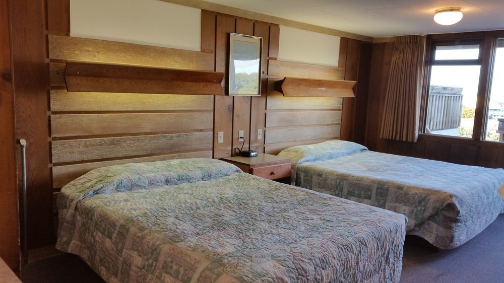בנדון Sunset Oceanfront Lodging מראה חיצוני תמונה