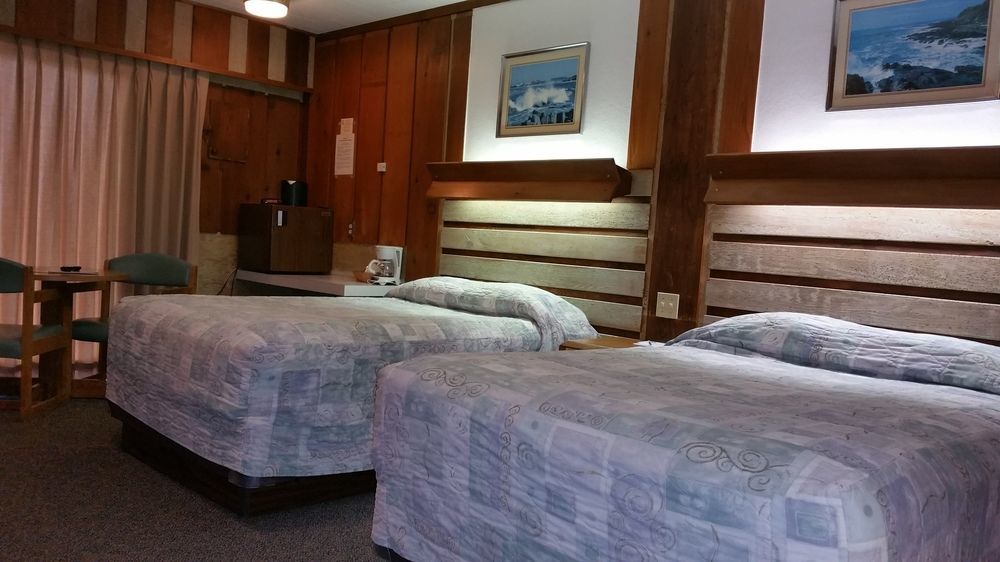 בנדון Sunset Oceanfront Lodging מראה חיצוני תמונה