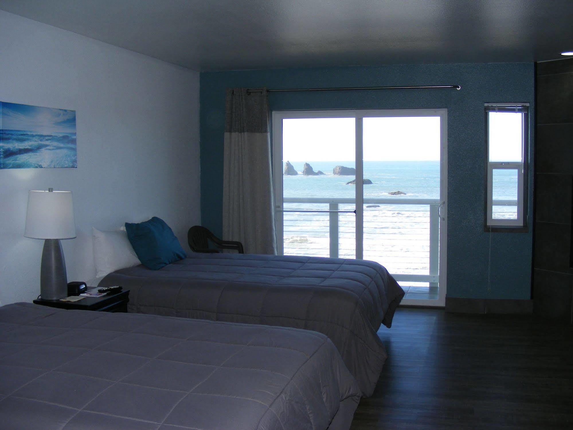 בנדון Sunset Oceanfront Lodging מראה חיצוני תמונה
