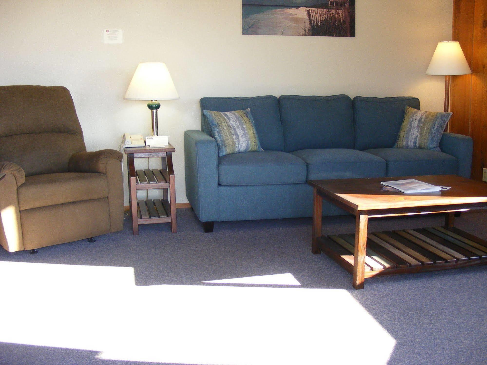 בנדון Sunset Oceanfront Lodging מראה חיצוני תמונה